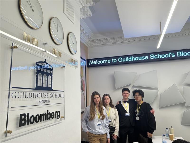 Four students in Bloomberg Lab